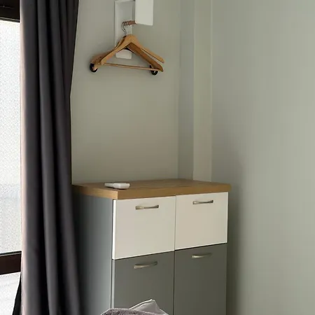 アパート Cozy Near The Park With Huge Verandah Free Parking *
