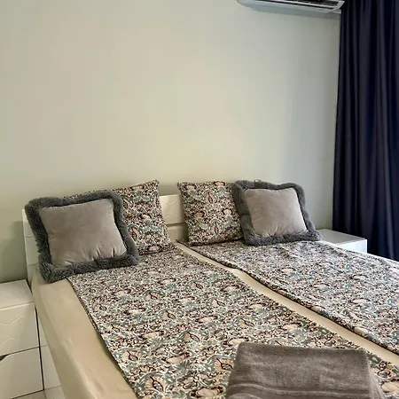 アパート Cozy Near The Park With Huge Verandah Free Parking *